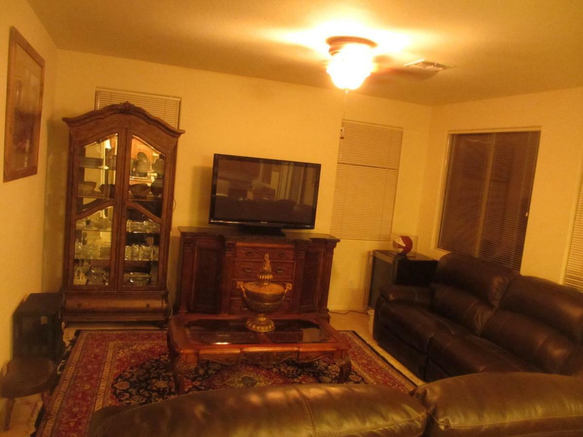Art Gallery Vacation House Gilbert Exterior foto